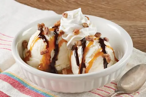 CHOCOLATE & CARAMEL SUNDAE