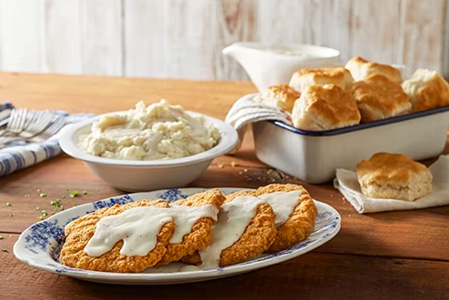 COUNTRY-FRIED STEAK FAMILY MEAL
