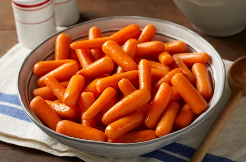 FAMILY SIZE CARROTS
