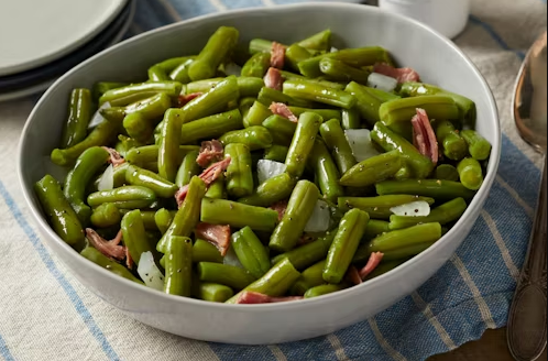 FAMILY SIZE GREEN BEANS WITH HAM
