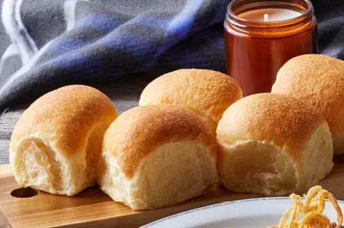 FRESHLY BAKED ROLLS
