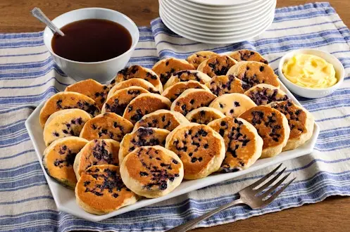 MINI BLUEBERRY HOTCAKES